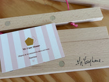 Charger l'image dans la galerie, Attache Poster Aimanté en Bois – Made in France