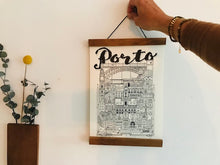 Charger l'image dans la galerie, Attache-poster en bois aimanté – Teinté au brou de noix – Fabrication française 🇫🇷