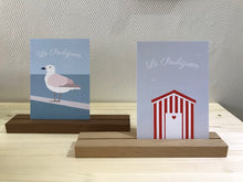 Charger l'image dans la galerie, Porte-carte en bois teinté au Brou de Noix